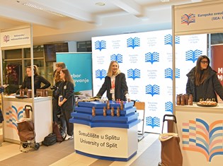 smotra-sveucilista04 .JPG